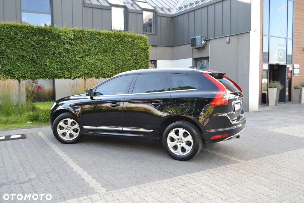 Volvo XC 60 - 4