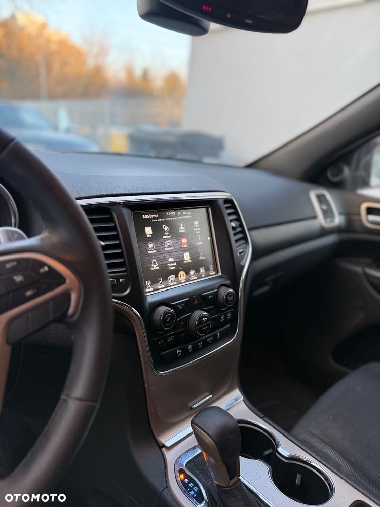 Jeep Grand Cherokee - 14
