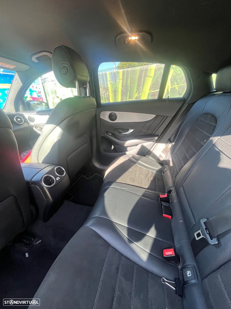 Mercedes-Benz GLC 220 d 4Matic 9G-TRONIC AMG Line - 10