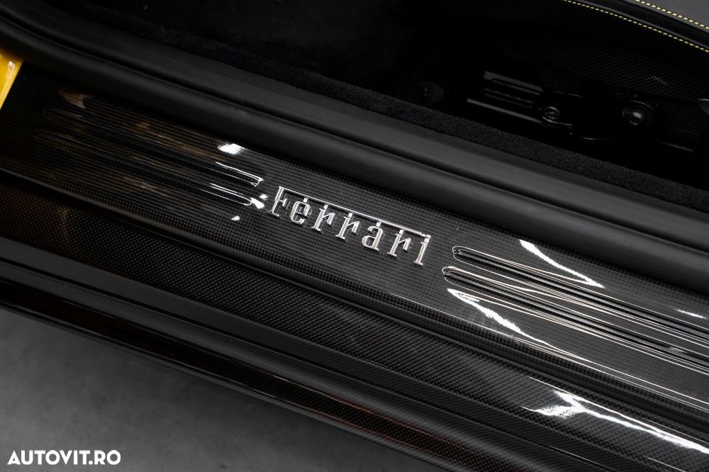Ferrari 812 - 27