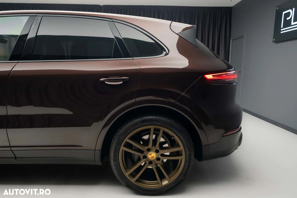 Porsche Cayenne S - 9