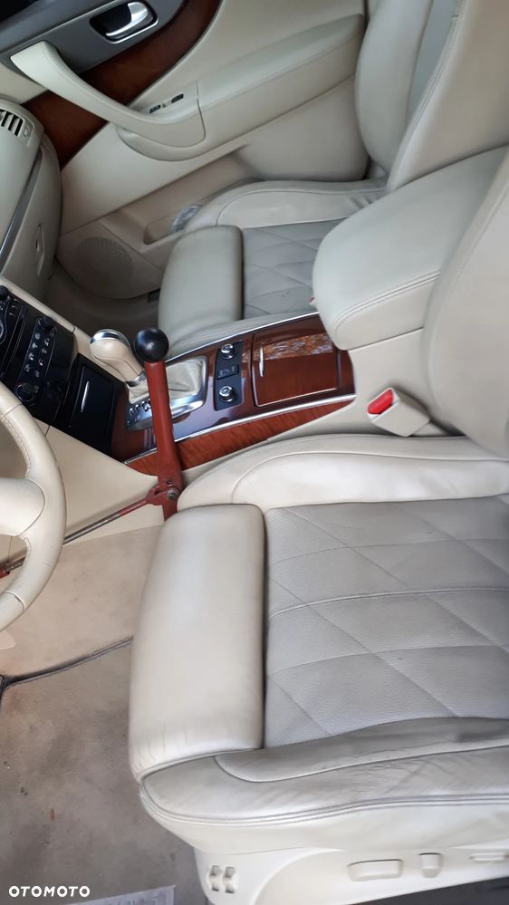 Infiniti FX FX30d S Premium - 23