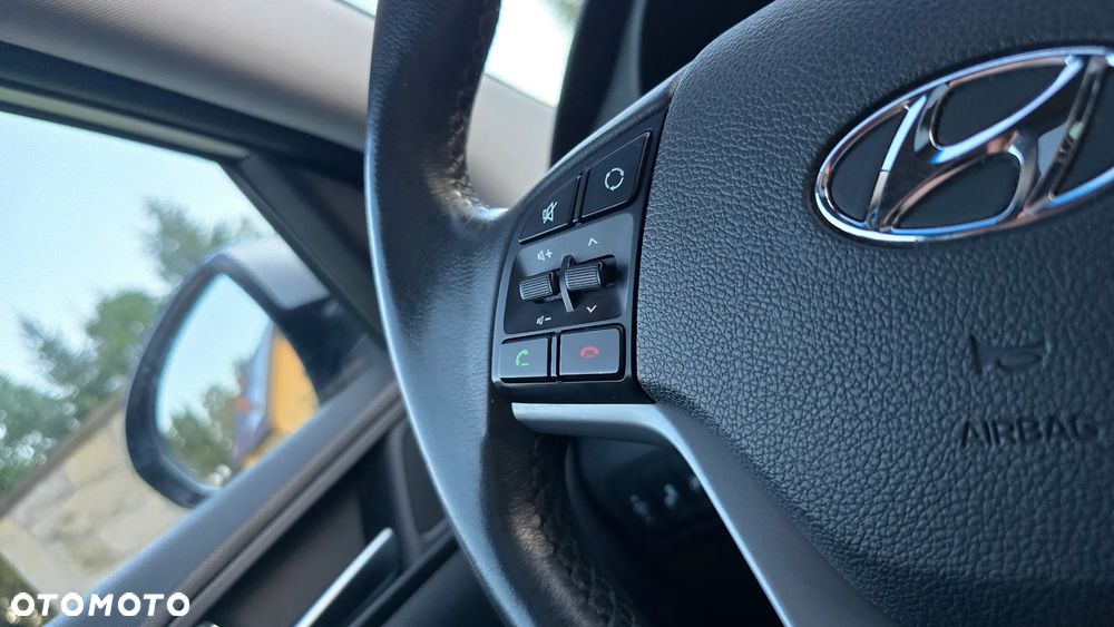 Hyundai Tucson 1.7 CRDI BlueDrive Premium 2WD DCT - 19