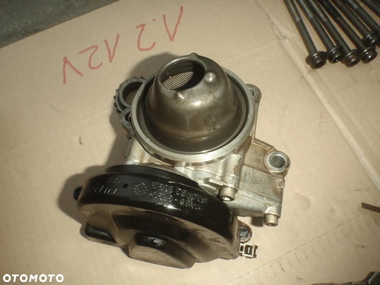 obudowa dekiel rozrządu  vw 1.2 12v  Seat Cordoba Ibiza III Ibiza IV  Fabia I II Rapid Roomster Fox Polo 9n jak nowe - 4