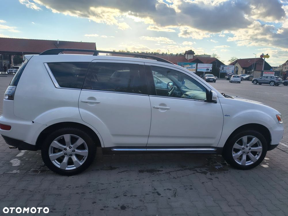 Mitsubishi Outlander 2.2 DI-D ClearTec 2WD Inform - 8