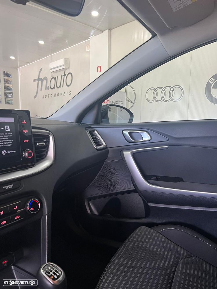 Kia XCeed 1.0 T-GDi Dynamic - 14