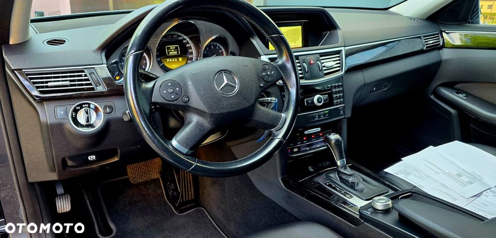 Mercedes-Benz Klasa E - 29