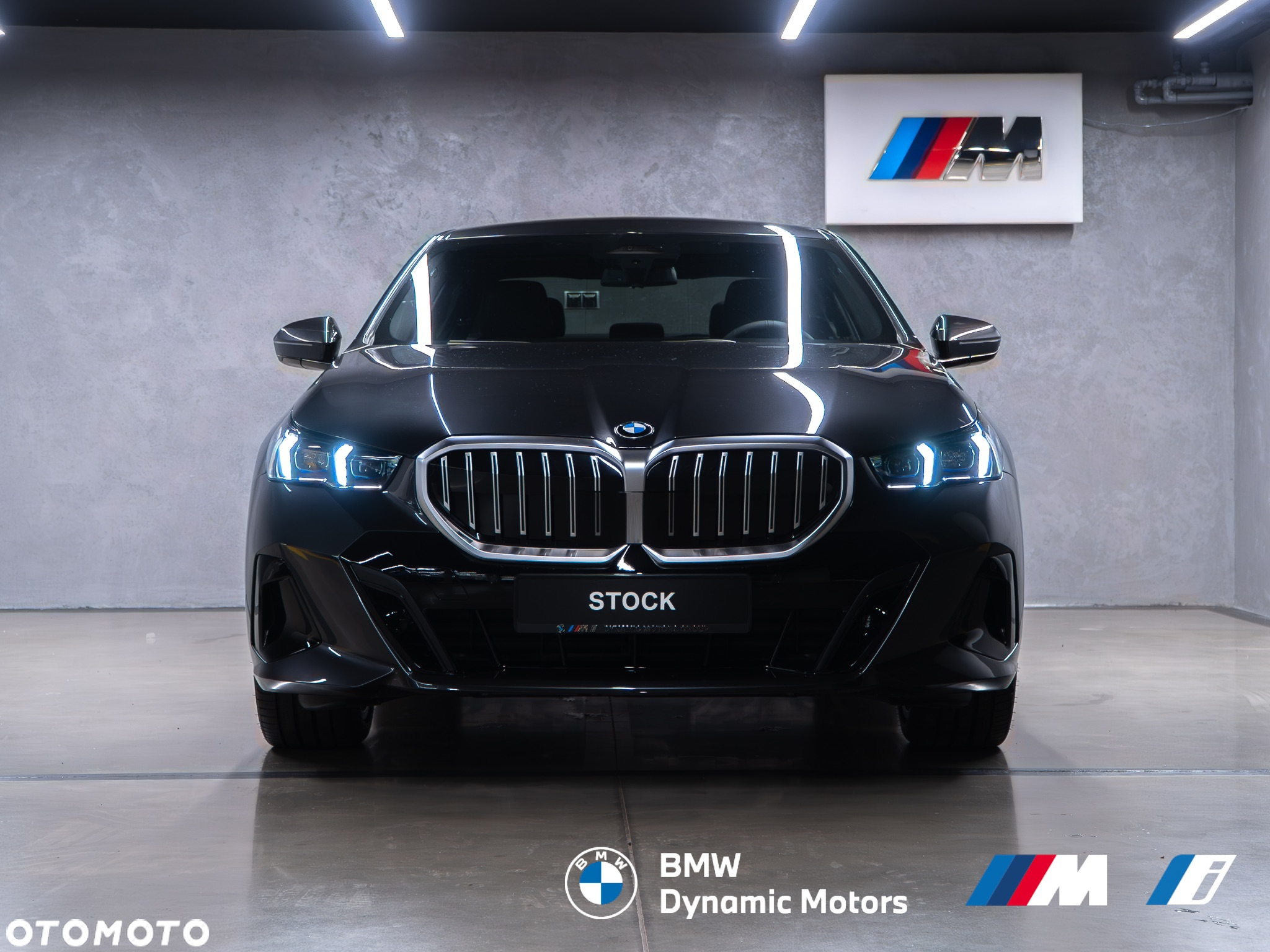 BMW Seria 5 520d xDrive - 2