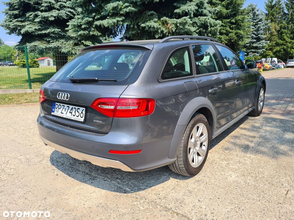 Audi A4 Allroad - 16