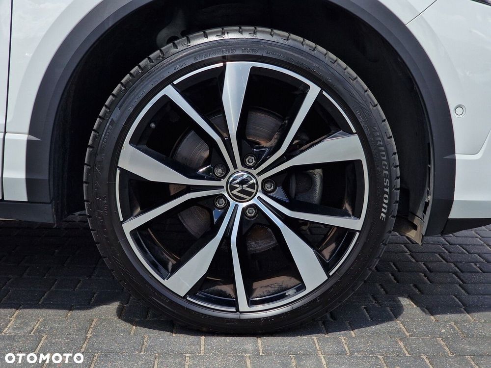Volkswagen T-Roc 1.5 TSI R-Line DSG - 11