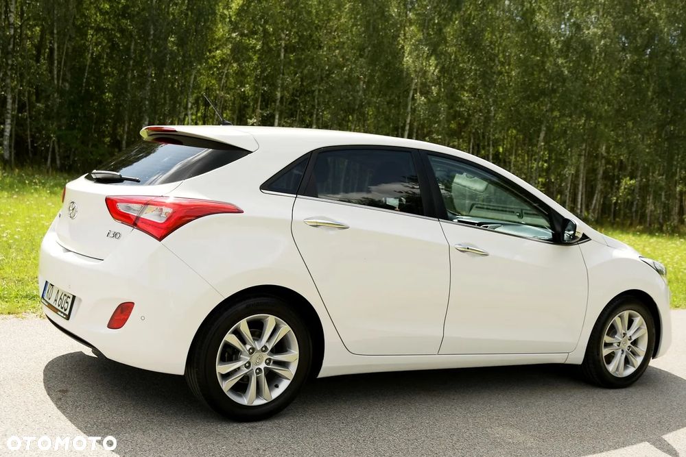 Hyundai i30 1.6 GDI Premium - 8