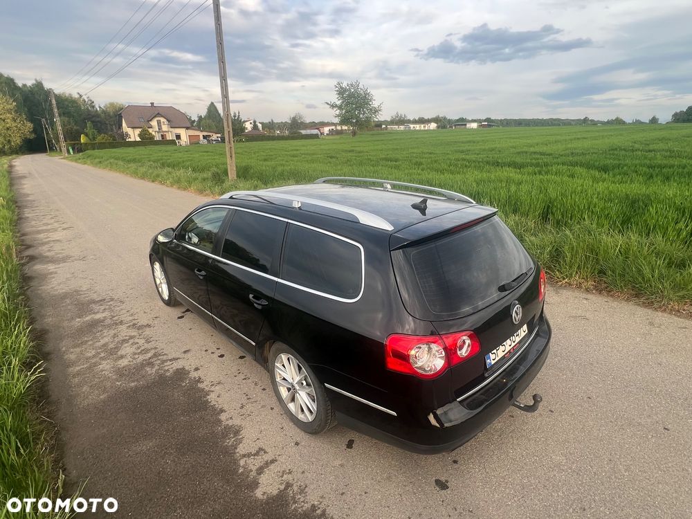 Volkswagen Passat - 2