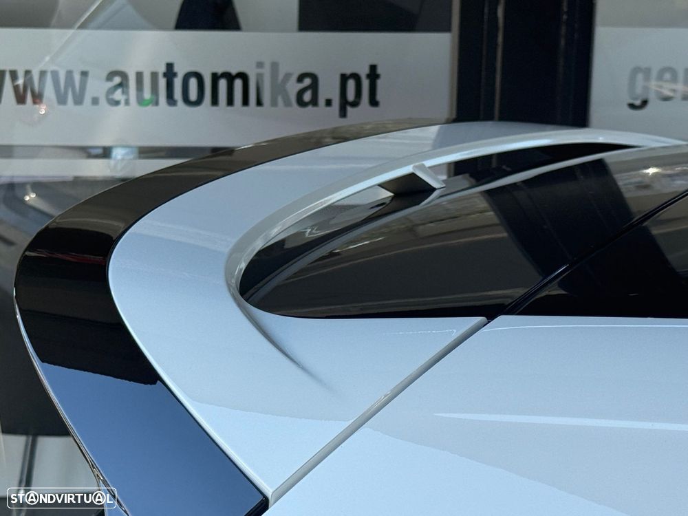 VW Golf 2.0 TSI GTI Clubsport 45 Years DSG - 25