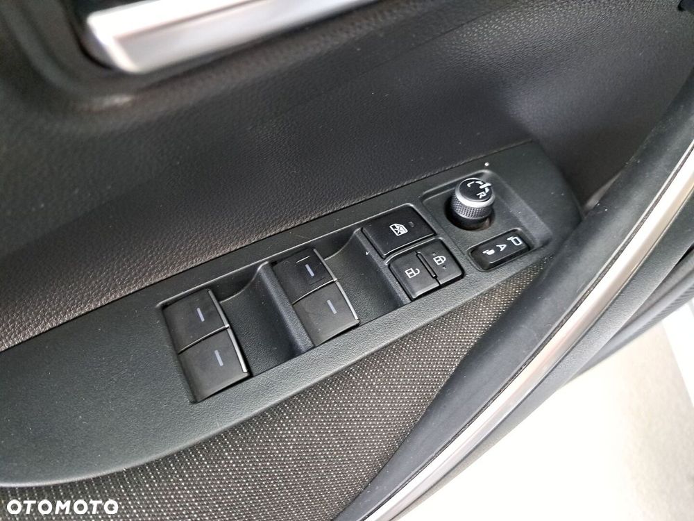 Toyota Corolla 1.8 Hybrid Comfort - 37