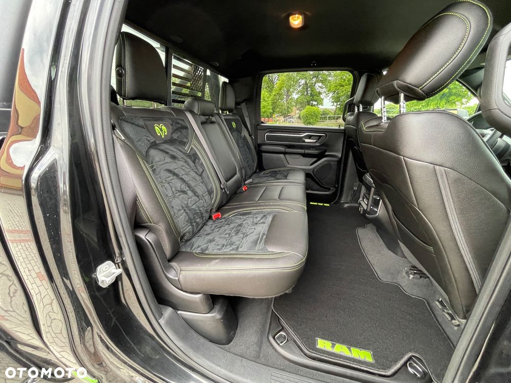 RAM 1500 5.7 Crew Cab Bighorn - 19