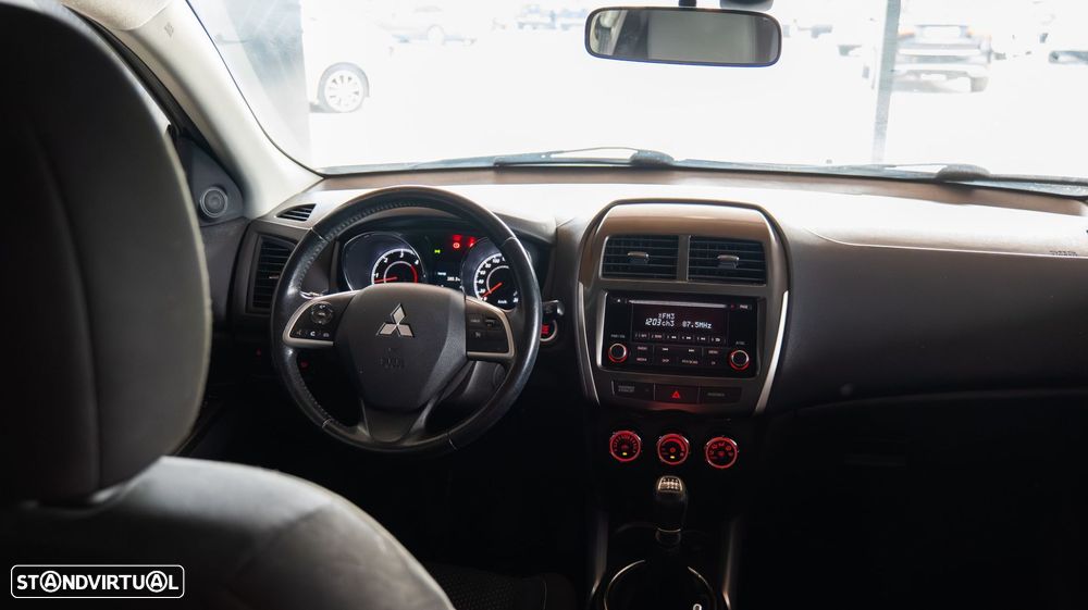 Mitsubishi ASX 1.8 DI-D Intense - 19