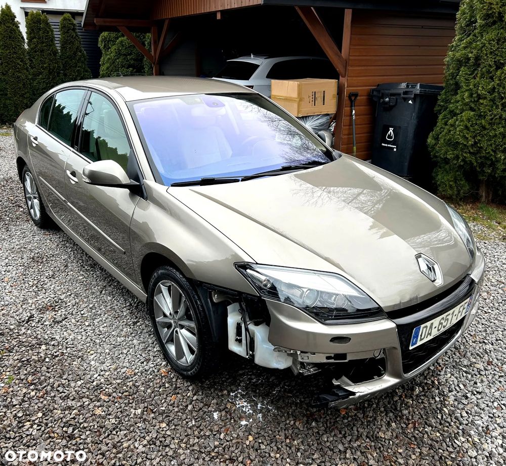 Renault Laguna dCi 110 FAP EDC Paris - 3