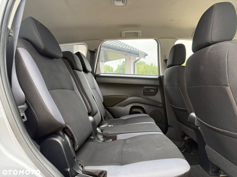 Mitsubishi Outlander 2.0 DID Intense + - 30