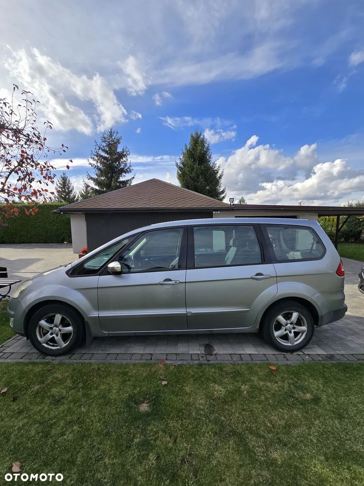 Ford Galaxy - 7