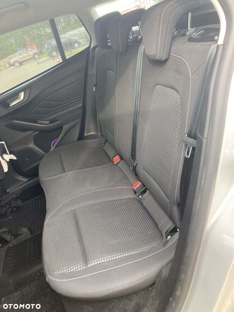 Ford Focus - 11
