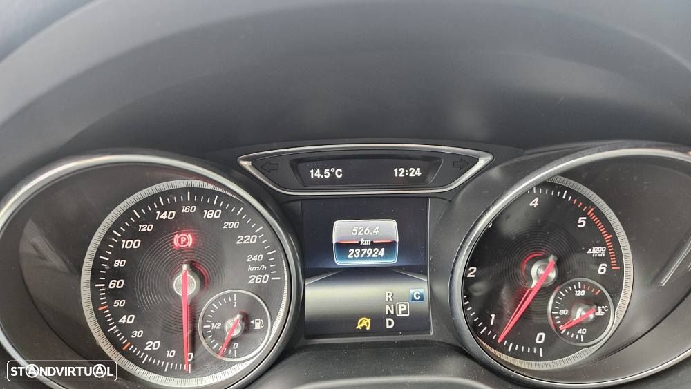 Mercedes-Benz CLA 200 d 7G-DCT Urban - 6