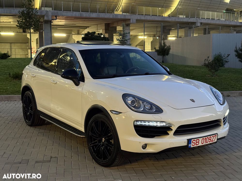 Porsche Cayenne Platinum Edition - 2
