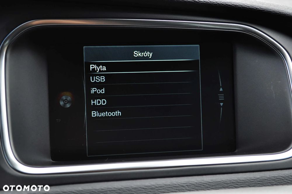 Volvo V40 D2 Momentum - 21