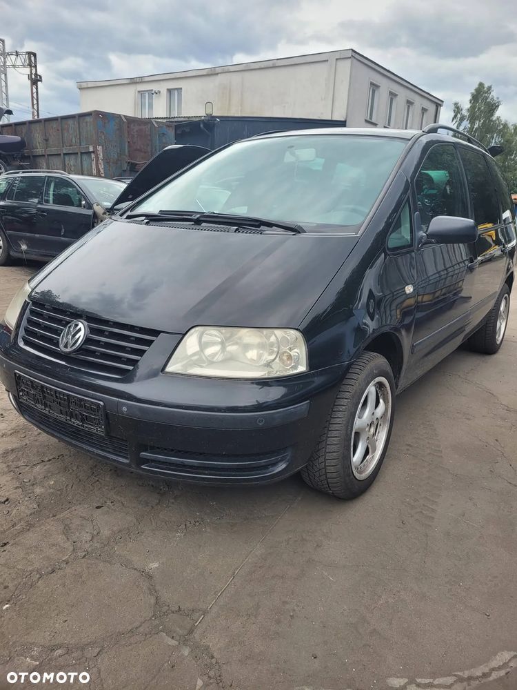 Części- Volkswagen sharan Pojemność: 1896  Moc: 96kW  Rok: 2003  Diesel - 2