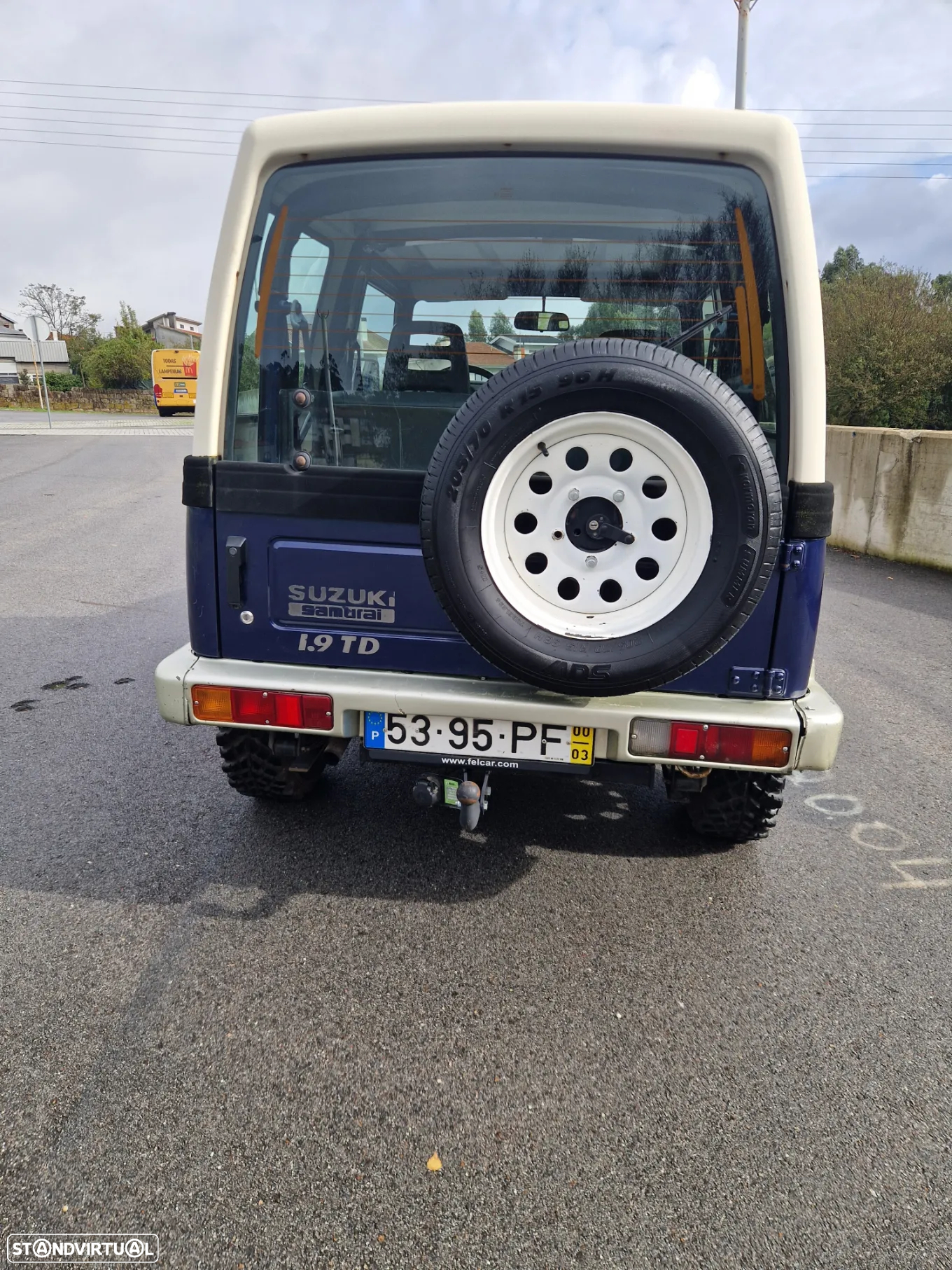 Suzuki Samurai - 3