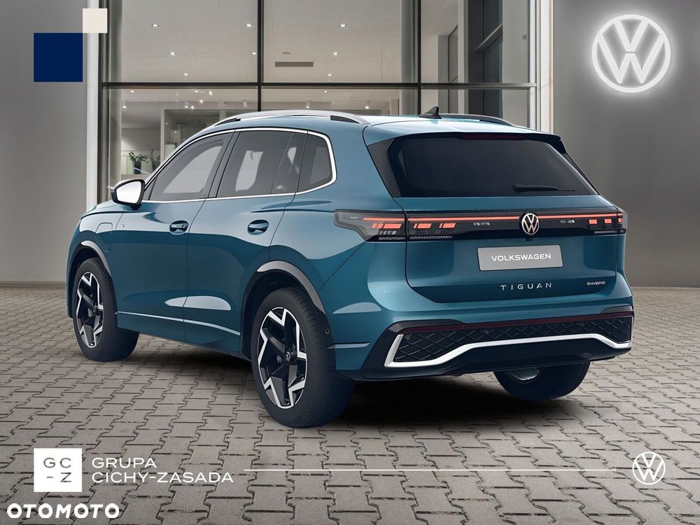 Volkswagen Tiguan - 4