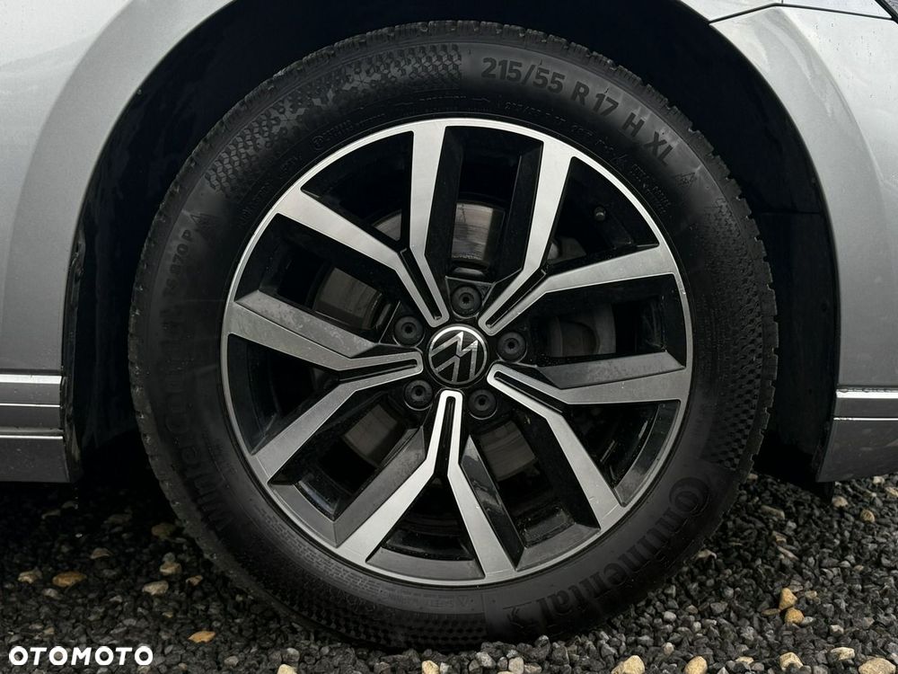 Volkswagen Passat - 10