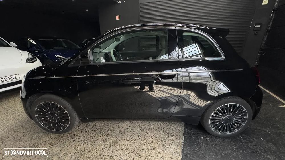 Fiat 500e La Prima - 10