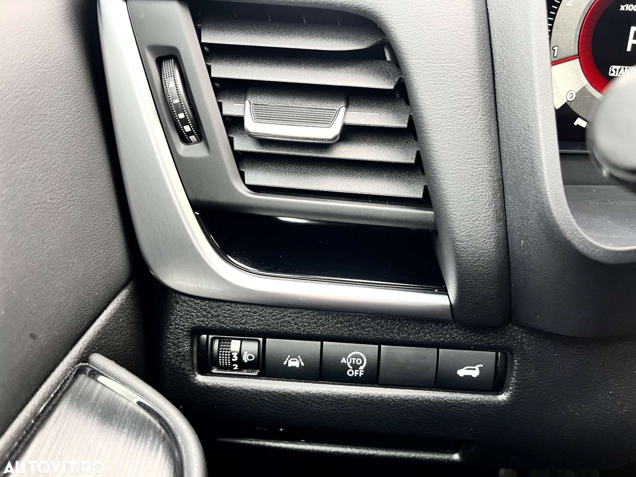 Nissan Qashqai 1.3 l Mild-Hybrid X-Tronic N-Connecta - 26