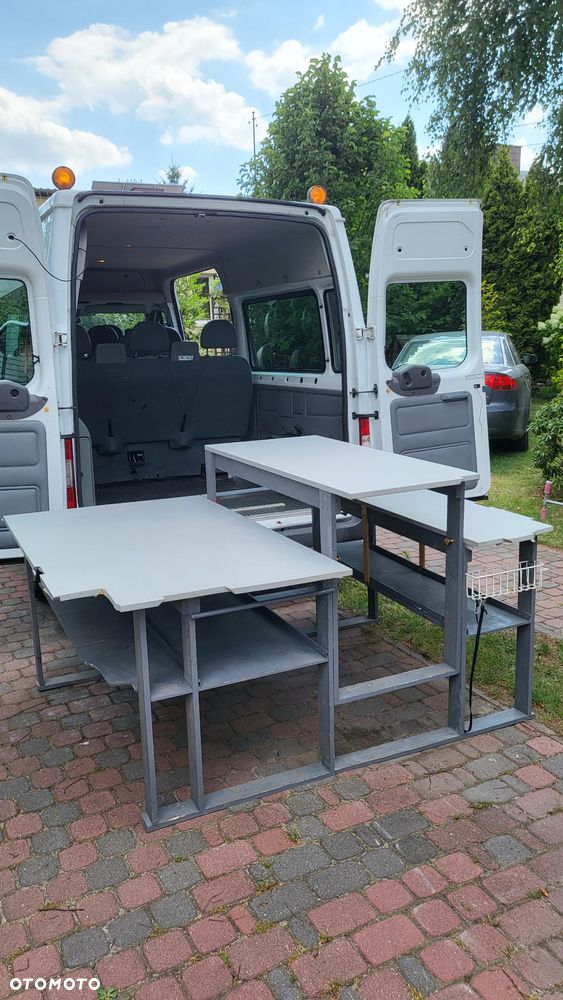 Ford Transit - 12