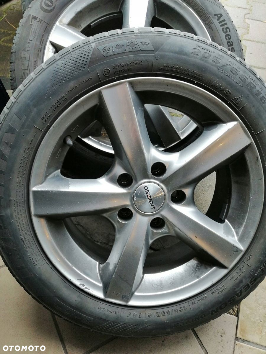 Felgi aluminiowe Dezent 16 5x114,3 ET40 7J 205/55R16 - 3