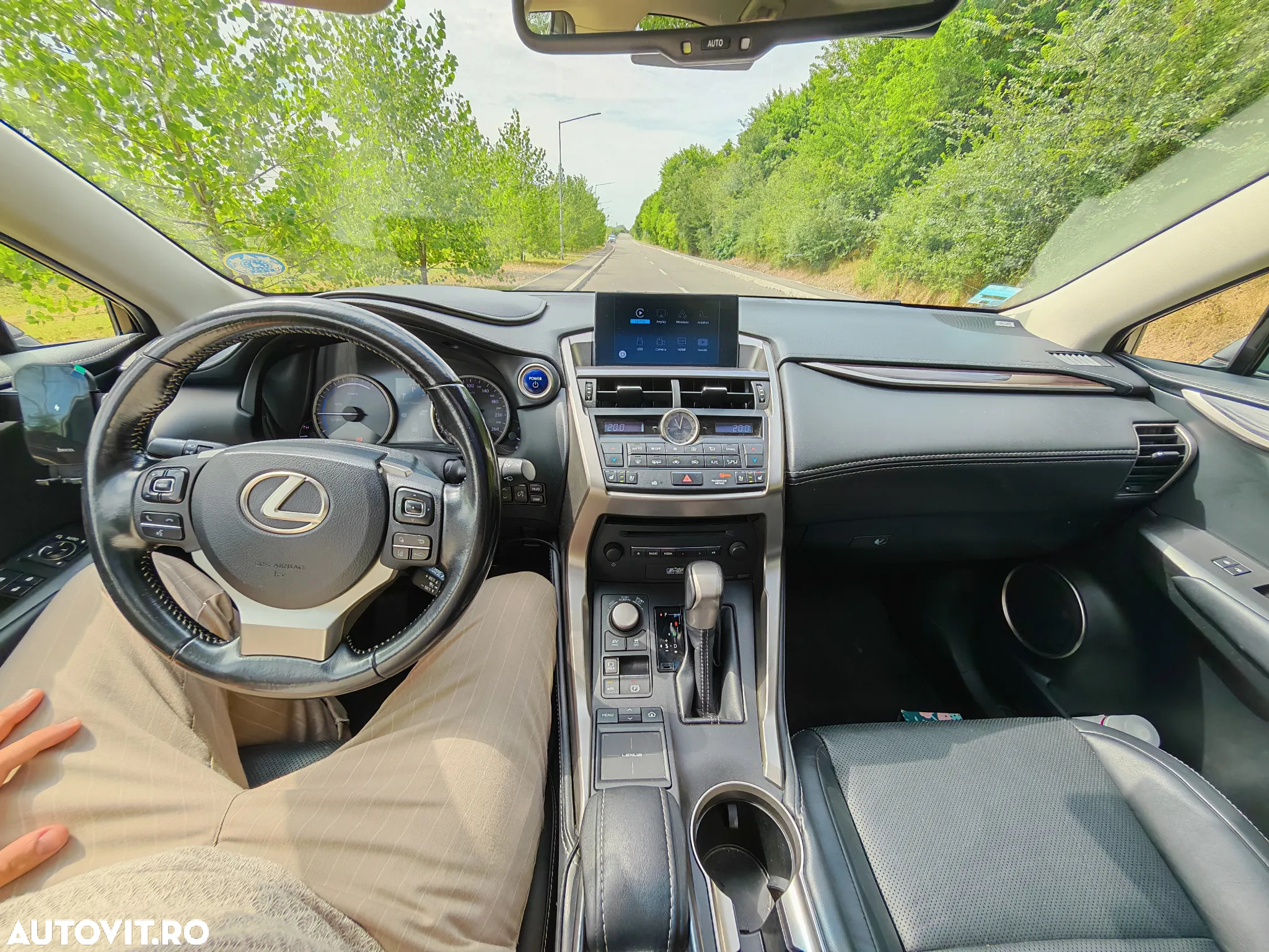 Lexus Seria NX 300h E-FOUR Luxury Line - 11