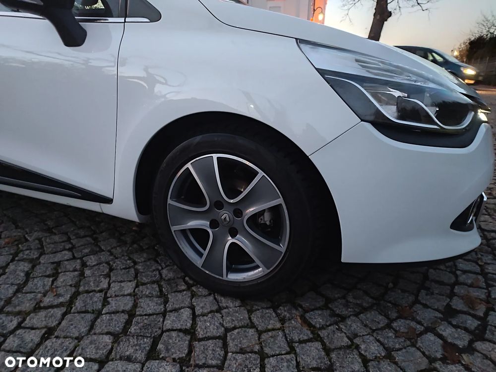 Renault Clio - 16