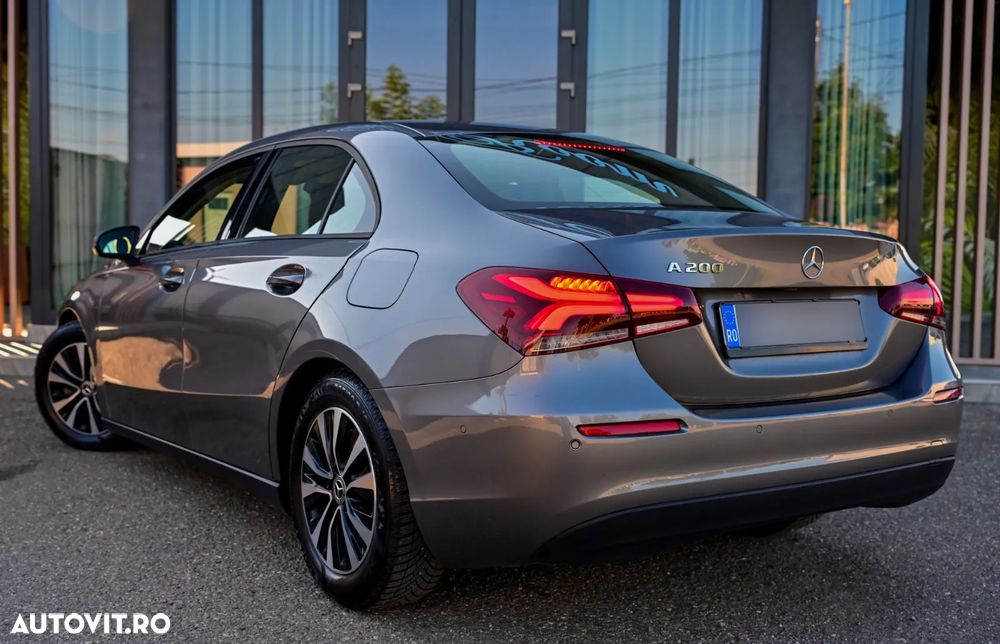 Mercedes-Benz A 200 - 6