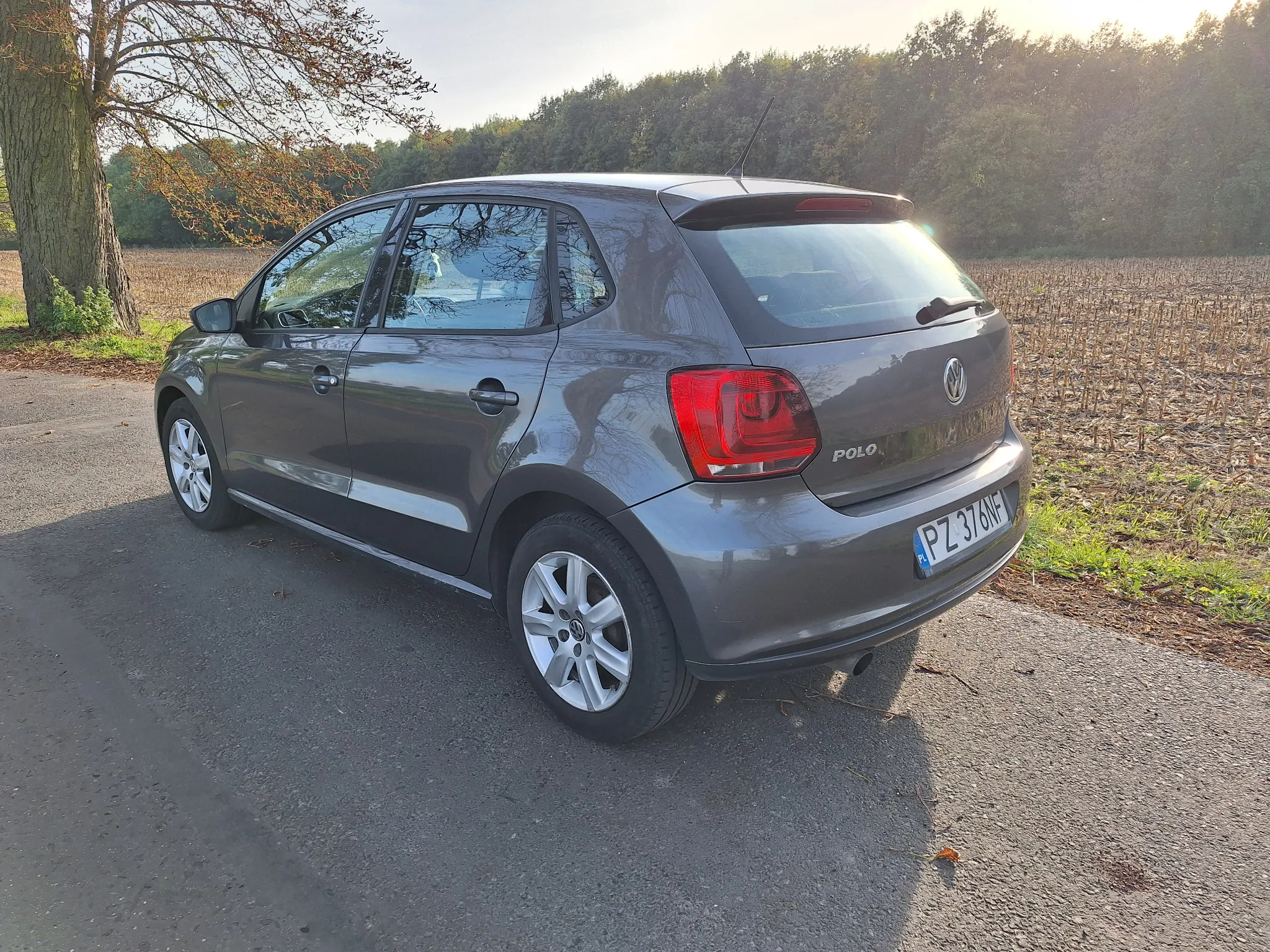 Volkswagen Polo 1.4 16V Comfortline - 2