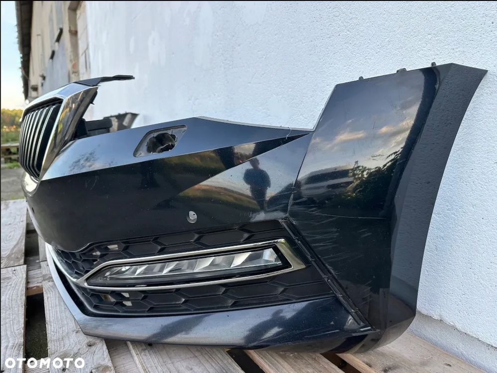 ZDERZAK PRZÓD PRZEDNI SKODA SUPERB III 3V0 LIFT 2019- 3V0807221M KOMPLETNY - 3