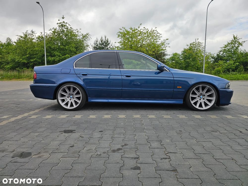 BMW Seria 5 525i - 6