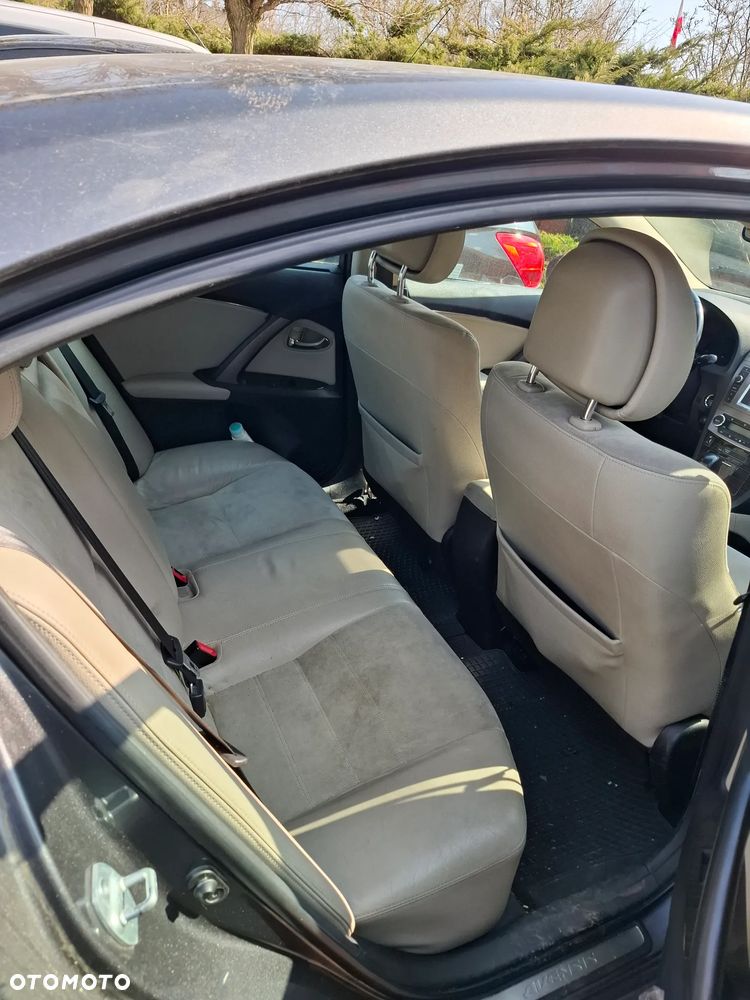 Toyota Avensis 1.8 Premium MS - 13