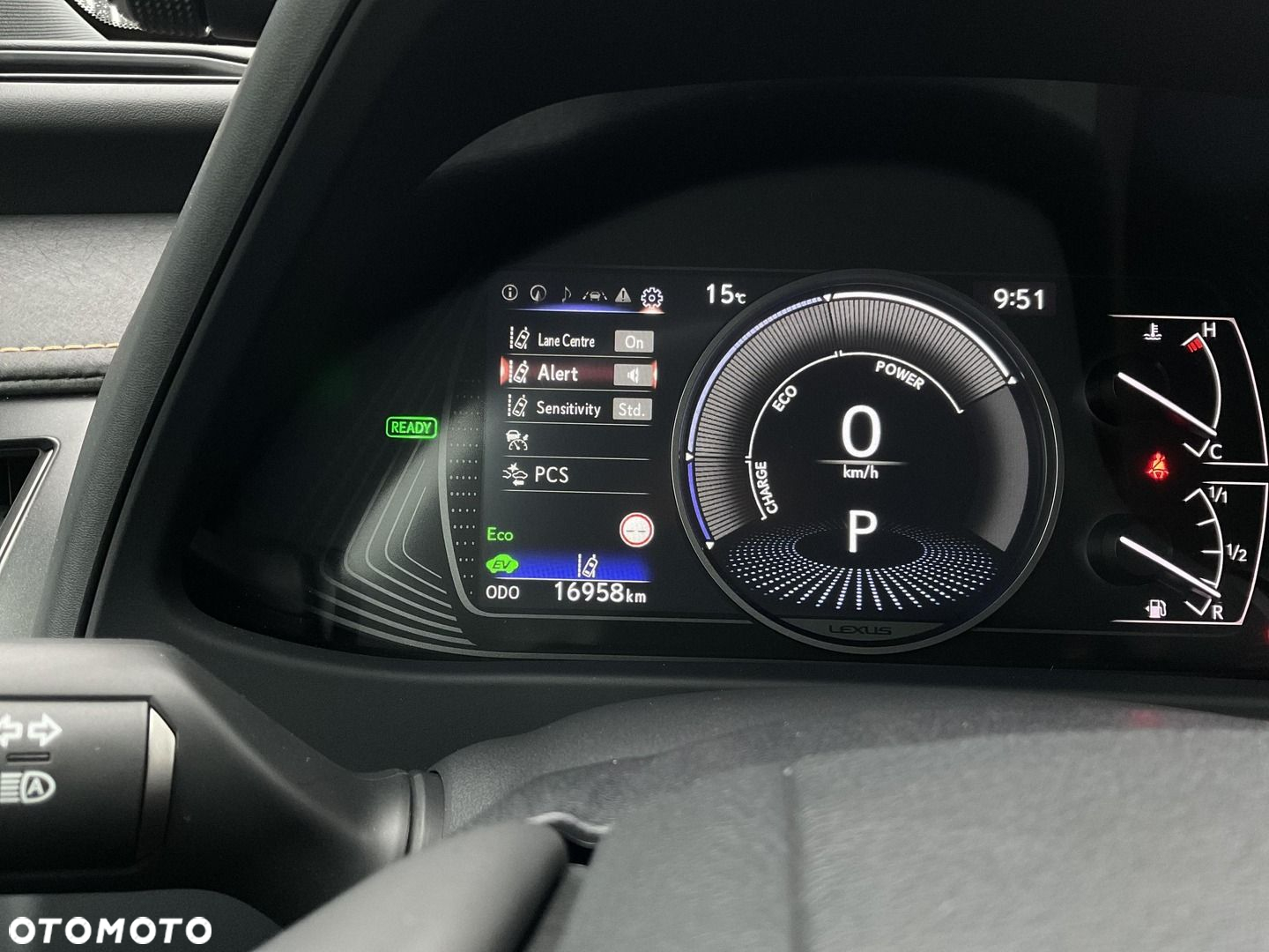 Lexus UX 250h GPF F Sport Design 2WD - 21
