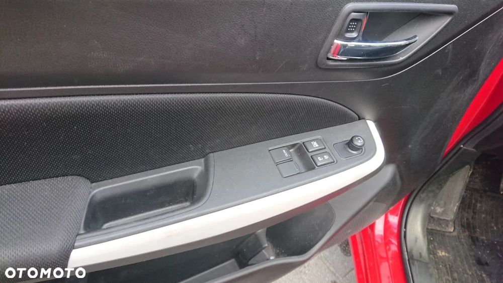 Suzuki Swift - 13