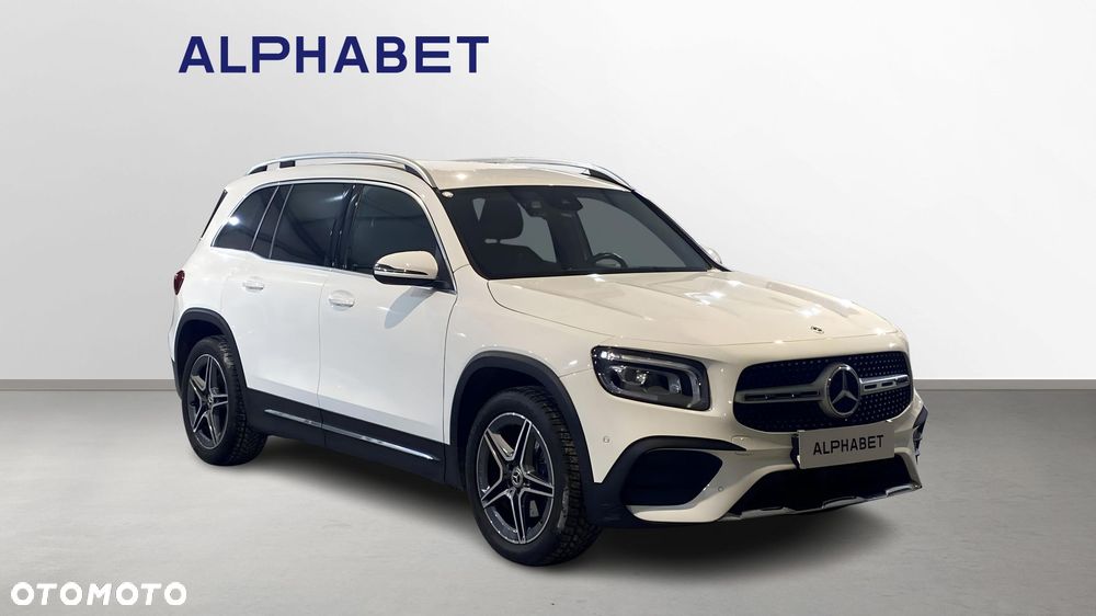 Mercedes-Benz GLB 200 AMG Line 7G-DCT - 7