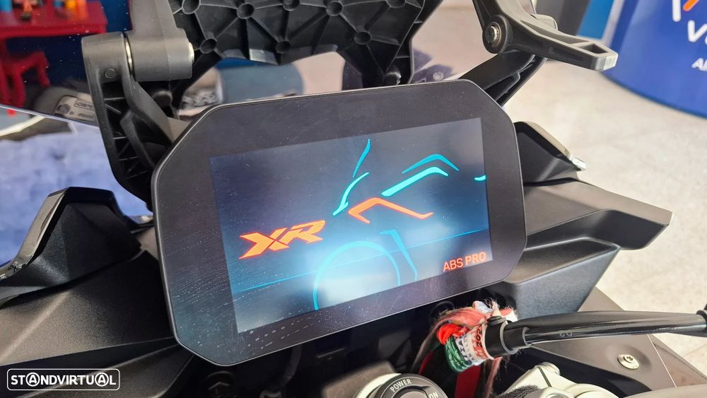 BMW F 900 XR Triple Black - 21