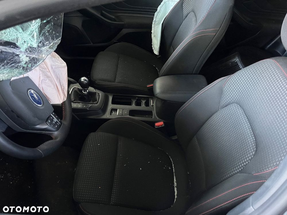 Ford Focus 1.0 EcoBoost Hybrid ST-LINE STYLE - 12
