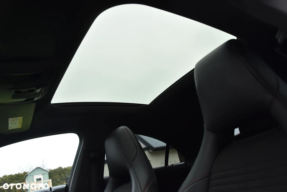 Mercedes-Benz CLA 200 7G-DCT AMG Line - 19