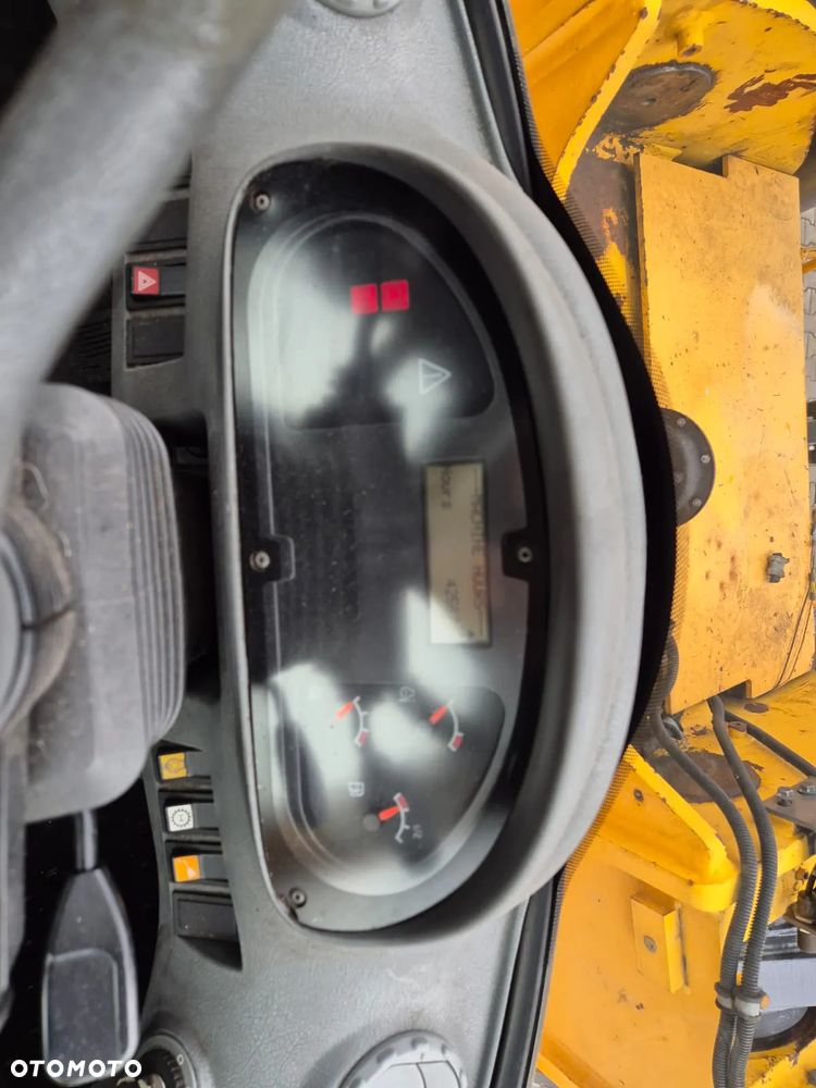 Volvo L 180E 4X4 / HEAVY DUTY / ŁADOWARKA KOŁOWA / CHWYTAK DO BALI I DREWNA / WIELE ZASTOSOWAŃ / OD PIERWSZEGO WŁAŚCICIELA / DOBRY STAN / MOŻLIWOŚĆ TRANSPORTU - 39