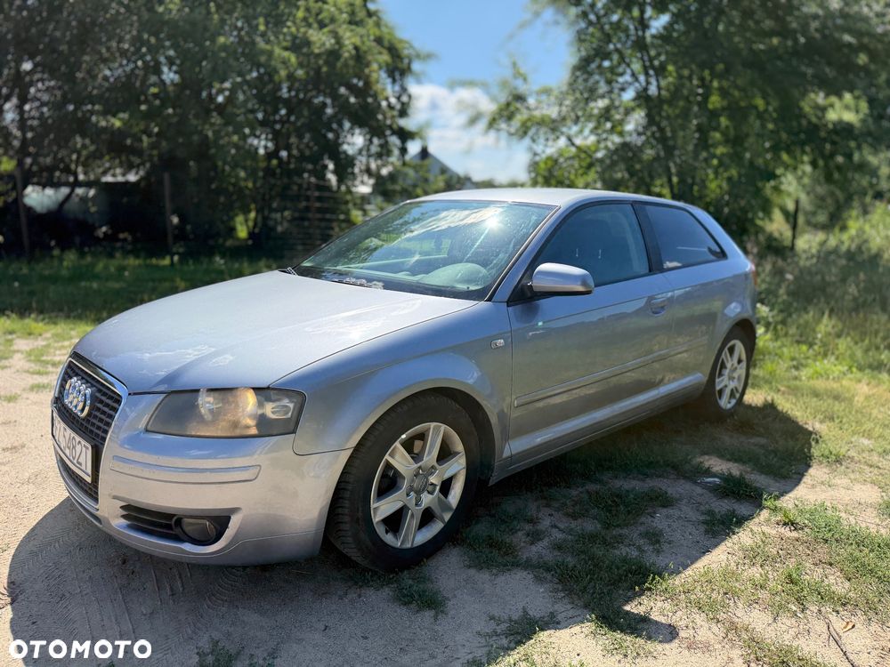 Audi A3 3-drzwiowe 1.6 FSI Ambiente - 5